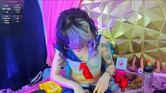 Snapshot of neeko_princes chatting on 13, 3, 2025 neeko princes online show from 13, 3, 2025