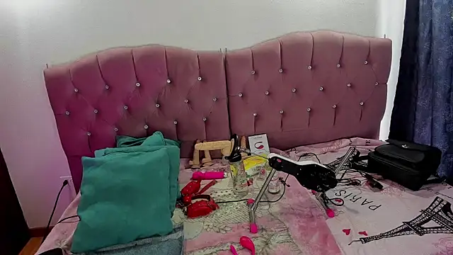 Snapshot of neeko_princes chatting on 22, 10, 2025 neeko princes online show from 22, 10, 2025