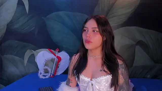 Snapshot of sweett_dirty chatting on 14, 2, 2025 sweett dirty online show from 14, 2, 2025