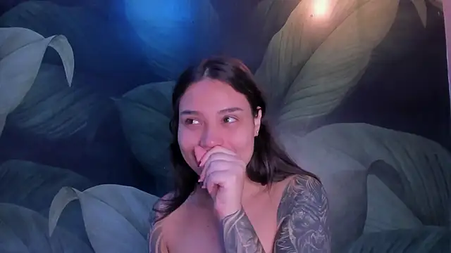 Snapshot of sweett_dirty chatting on 30, 11, 2025 sweett dirty online show from 30, 11, 2025