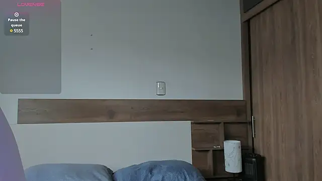 Snapshot of _fullmoon chatting on 25, 2, 2025  fullmoon online show from 25, 2, 2025