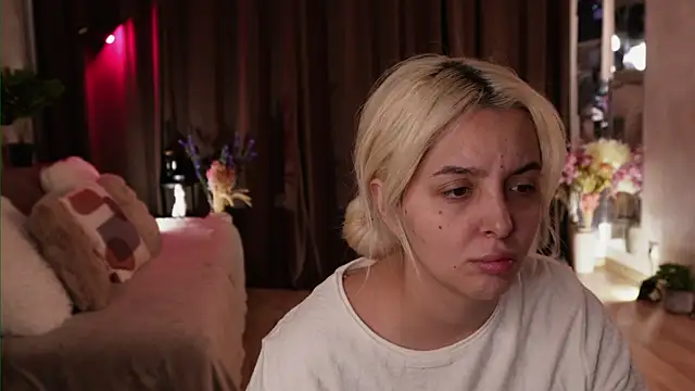 VictoriaMorrone online show from 20, 10, 2025