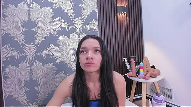 Snapshot of _shantal_smith chatting on 17, 1, 2025 shantal smith online show from 17, 1, 2025