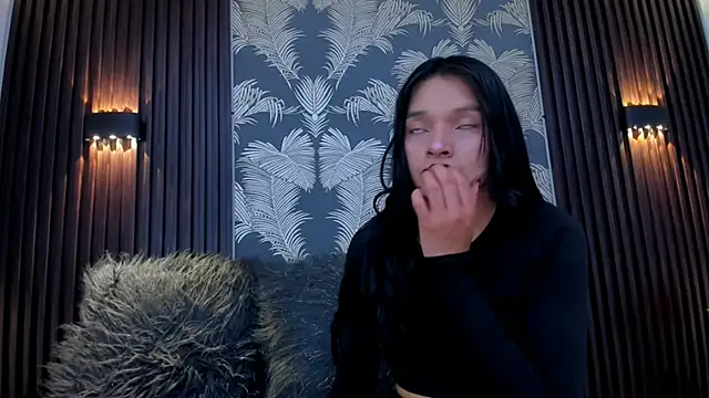 Snapshot of _shantal_smith chatting on 24, 10, 2025 shantal smith online show from 24, 10, 2025