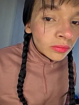 Snapshot of _shantal_smith chatting on 6, 11, 2025 shantal smith online show from 6, 11, 2025