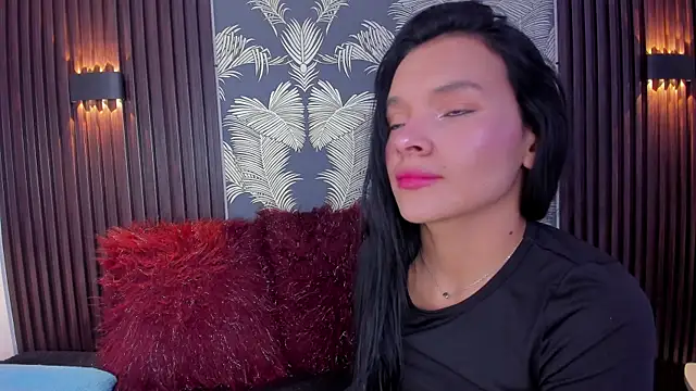 Snapshot of _shantal_smith chatting on 19, 11, 2025 shantal smith online show from 19, 11, 2025