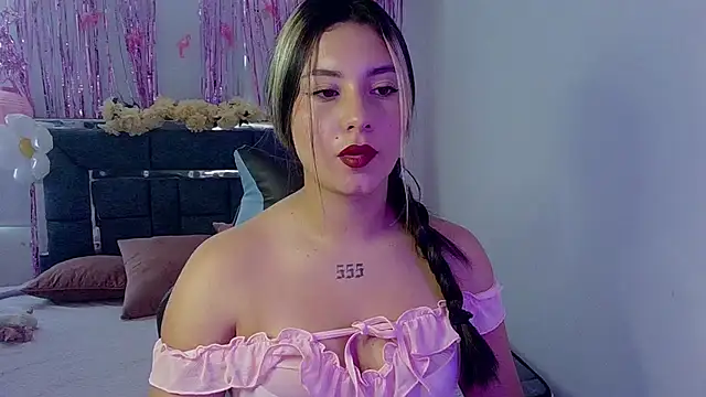 Lia 14  online show from 1, 10, 2025