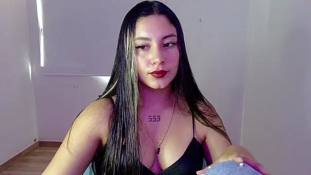 Lia 14  online show from 15, 1, 2026