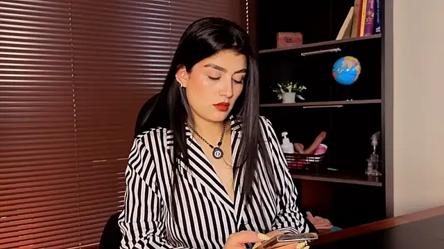 missatenea online show from 21, 7, 2026