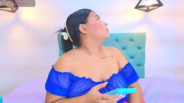 Snapshot of Emily_cooper20 chatting on 12, 3, 2025 Emily cooper20 online show from 12, 3, 2025