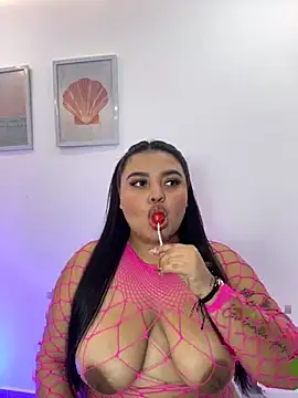 Snapshot of Emily_cooper20 chatting on 12, 9, 2025 Emily cooper20 online show from 12, 9, 2025