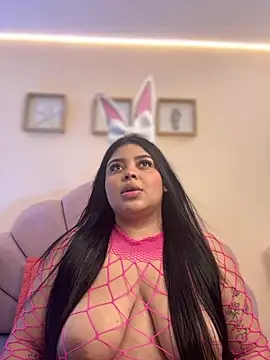 Snapshot of Emily_cooper20 chatting on 8, 10, 2025 Emily cooper20 online show from 8, 10, 2025