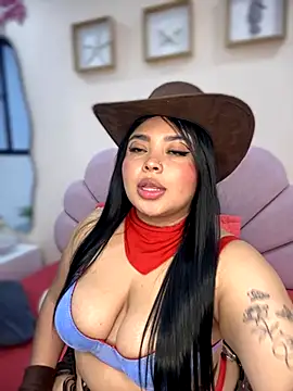 Snapshot of Emily_cooper20 chatting on 11, 10, 2025 Emily cooper20 online show from 11, 10, 2025