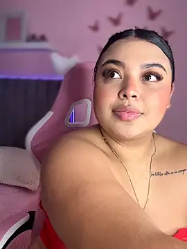 Snapshot of Emily_cooper20 chatting on 5, 12, 2025 Emily cooper20 online show from 5, 12, 2025