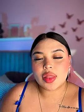 Snapshot of Emily_cooper20 chatting on 2, 2, 2026 Emily cooper20 online show from 2, 2, 2026