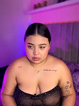 Emily cooper20 online show from 4, 3, 2026