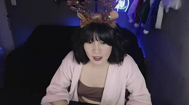 isis diosa online show from 13, 12, 2024