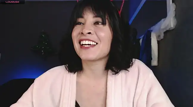 isis diosa online show from 17, 12, 2024