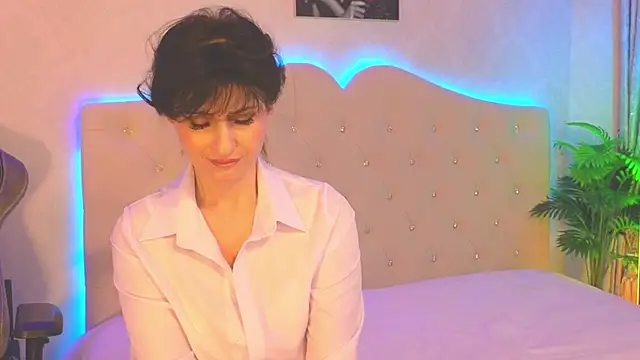 flor vic online show from 6, 2, 2025