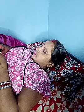 reemacouple007 online show from 2, 11, 2025