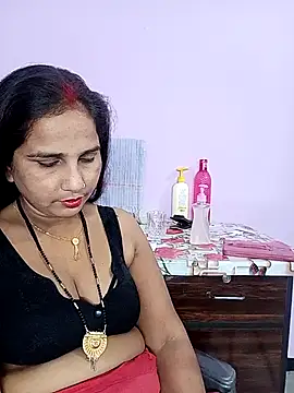 reemacouple007 online show from 4, 4, 2026