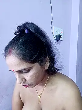 reemacouple007 online show from 15, 5, 2026