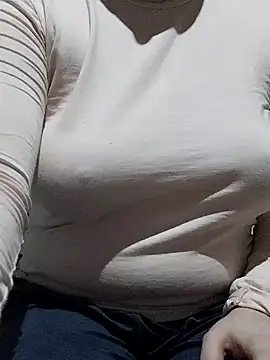 Elaa Su online show from 28, 1, 2025