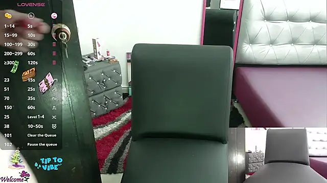 Snapshot of ViickySexy chatting on 17, 12, 2024 ViickySexy online show from 17, 12, 2024