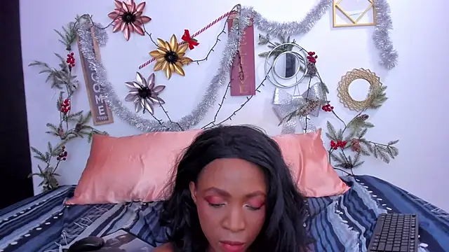 Snapshot of lexy_thomsom chatting on 12, 1, 2025 lexy thomsom online show from 12, 1, 2025