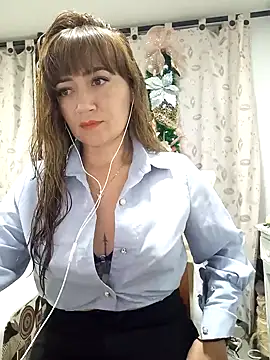 Snapshot of tata_laima__ chatting on 18, 12, 2024 tata laima online show from 18, 12, 2024