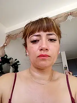 Snapshot of tata_laima__ chatting on 1, 1, 2025 tata laima online show from 1, 1, 2025