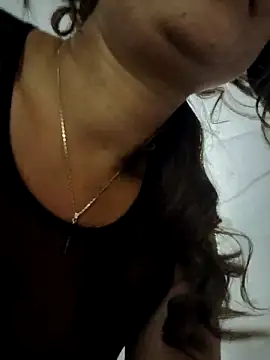 Snapshot of tata_laima__ chatting on 18, 9, 2025 tata laima online show from 18, 9, 2025