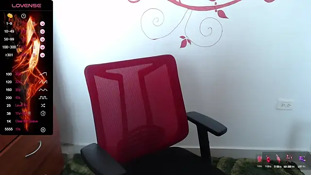 Snapshot of Roxanne_Ssummers chatting on 25, 9, 2025 Roxanne Ssummers online show from 25, 9, 2025