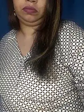 Snapshot of Ravina_patil1 chatting on 13, 2, 2025 Ravina patil1 online show from 13, 2, 2025