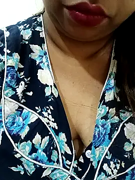 Ravina patil1 online show from 17, 12, 2025