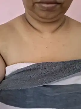 Ravina patil1 online show from 19, 4, 2026