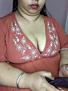 Ravina patil1 online show from 19, 4, 2026