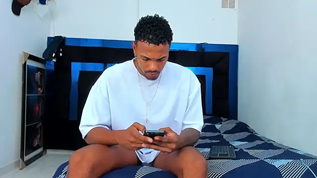 Snapshot of TysonWalkers chatting on 21, 11, 2025 TysonWalkers online show from 21, 11, 2025