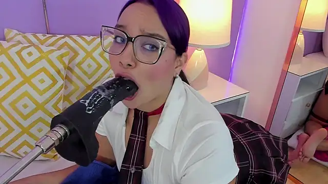 SophyRuiz  online show from 9, 2, 2026