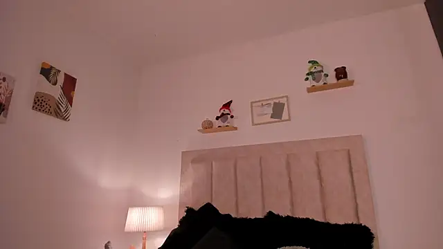 Snapshot of Avaline_Blancx chatting on 20, 12, 2024 Avaline Blancx online show from 20, 12, 2024