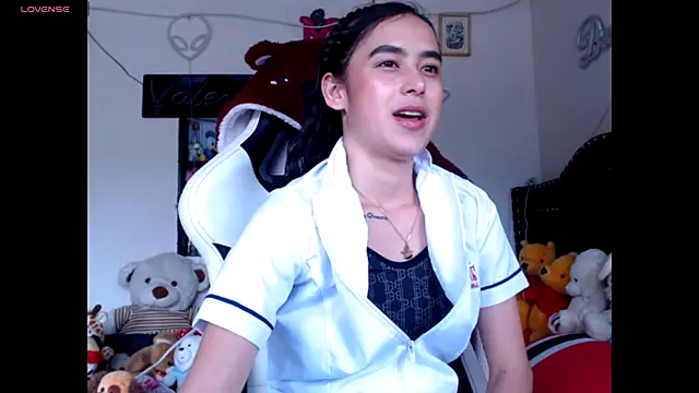 Snapshot of ValeryBaker_ chatting on 4, 11, 2025 ValeryBaker online show from 4, 11, 2025