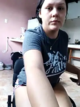 Snapshot of Ariakris chatting on 18, 5, 2026 Ariakris online show from 18, 5, 2026