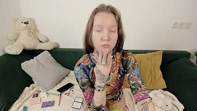 Snapshot of Mary_Xextra chatting on 2, 12, 2025 Mary Xextra online show from 2, 12, 2025