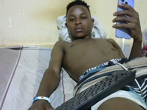 Snapshot of swthairydic chatting on 4, 11, 2025 swthairydic online show from 4, 11, 2025