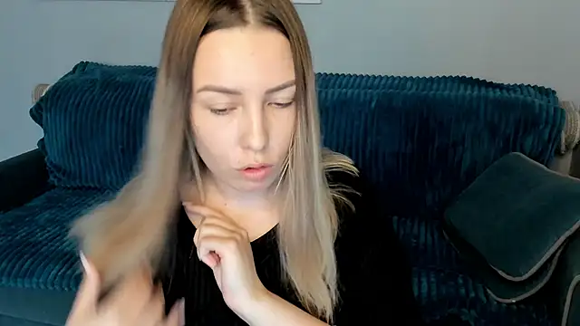 Snapshot of Mia_shy1 chatting on 24, 1, 2025 Mia shy1 online show from 24, 1, 2025