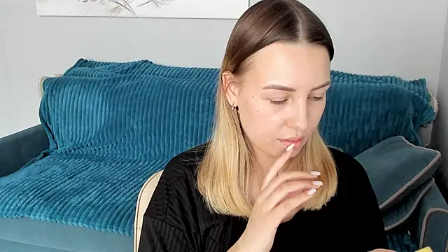 Snapshot of Mia_shy1 chatting on 25, 1, 2025 Mia shy1 online show from 25, 1, 2025