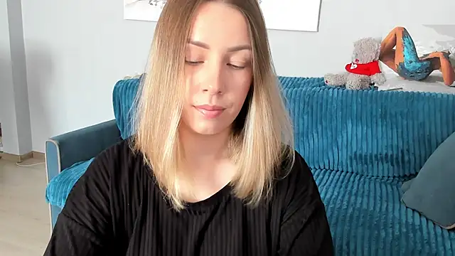 Snapshot of Mia_shy1 chatting on 11, 3, 2025 Mia shy1 online show from 11, 3, 2025