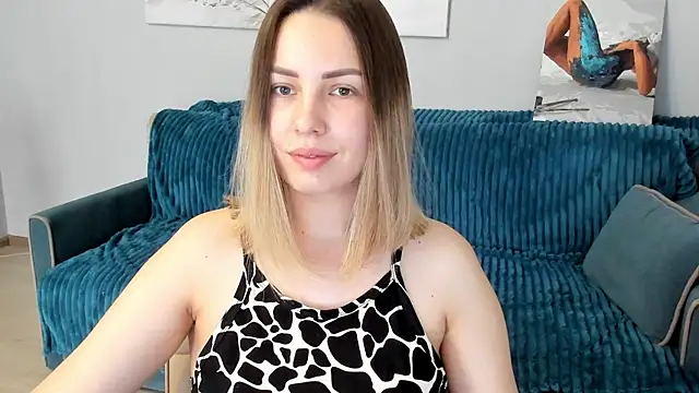 Snapshot of Mia_shy1 chatting on 22, 3, 2025 Mia shy1 online show from 22, 3, 2025