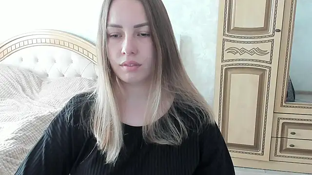 Snapshot of Mia_shy1 chatting on 3, 10, 2025 Mia shy1 online show from 3, 10, 2025