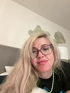 Snapshot of propertyofdaddy chatting on 17, 3, 2025 propertyofdaddy online show from 17, 3, 2025